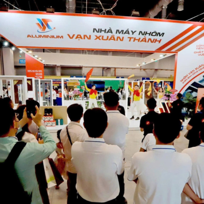 VẠN XUÂN THÀNH - VỮNG VÀNG TRƯỚC THỬ THÁCH, BỀN BỈ CÙNG NGÀNH VẬT LIỆU XÂY DỰNG VIỆT NAM
