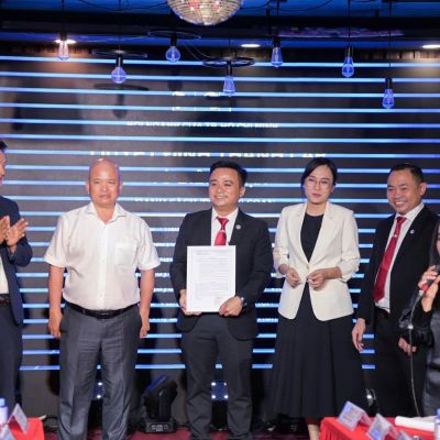 Bổ nhiệm Thạc sĩ Nguyễn Minh Hoàng làm Phó Viện trưởng Viện Khoa học và Nghiên cứu Giáo dục